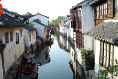 One Day Zhouzhuang and Jinxi Water Town Small Group Tour